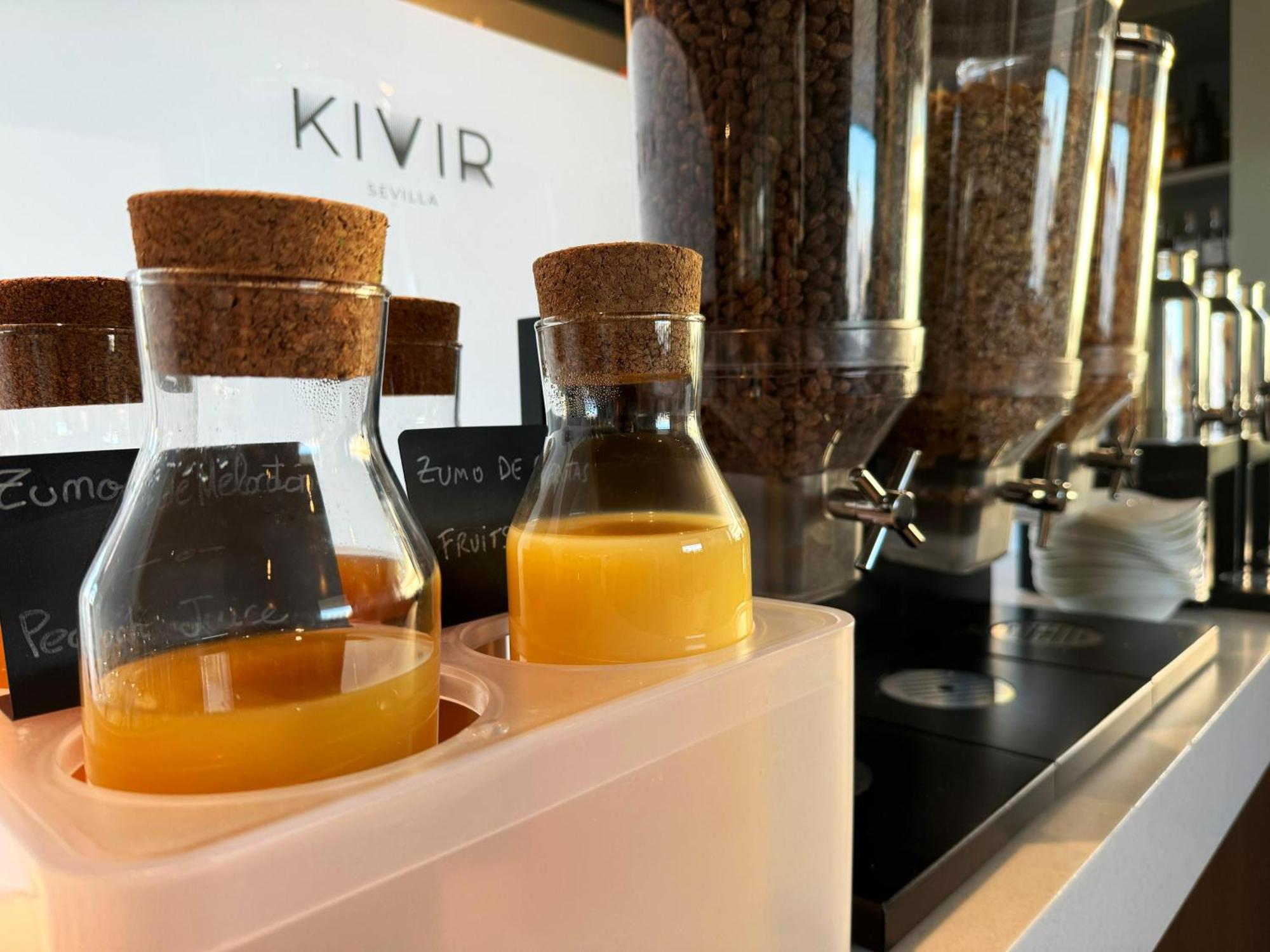 Hotel Kivir Севілья Екстер'єр фото